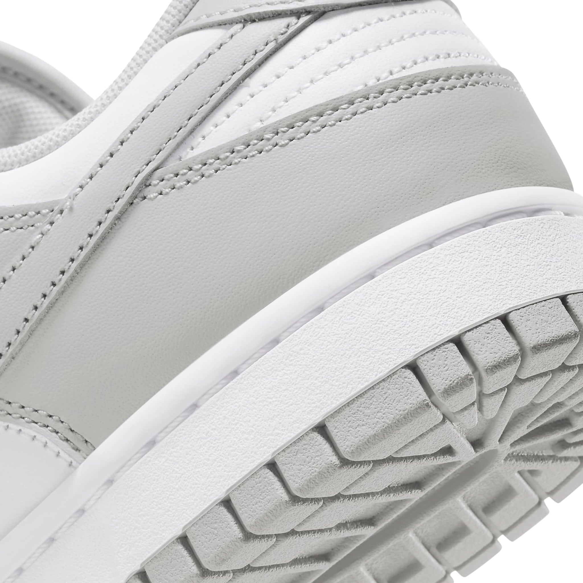 Nike Dunk Low "Grey FOG" 